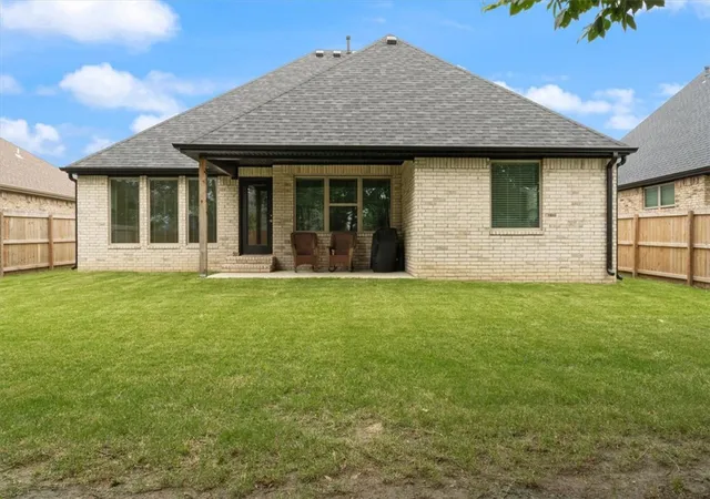 Photo 25 of Sale Pending at 704 Taylor St, Siloam Springs, AR 72761 | MLS# 1352998 | Listing updated on 2026-08-31