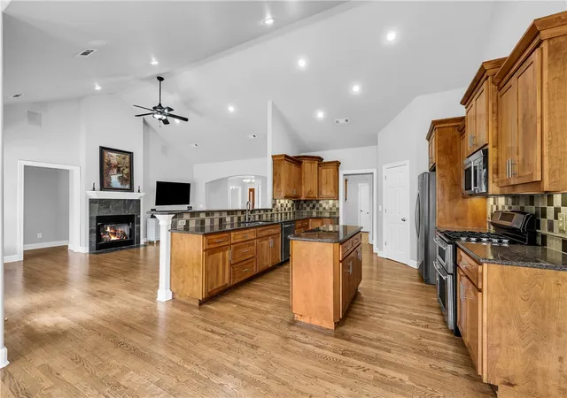 Photo 3 of Sale Pending at 4457 Putting Green Dr, Fayetteville, AR 72704 | MLS# 1352016 | Listing updated on 2026-09-29