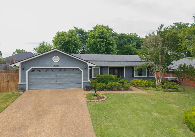 Photo 2 of Sale Pending at 8801 Jackson St, Fort Smith, AR 72903 | MLS# 1353094 | Listing updated on 2026-09-14