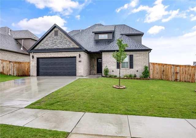 Photo 2 of Single family home for sale at 7100 Sw High Meadow Blvd, Bentonville, AR 72713 | MLS# 1353113 | Listing updated on 2026-09-13