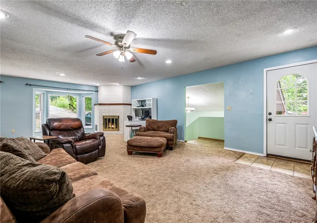 Photo 4 of Single family home for sale at 18 Cardinal Ct, Rogers, AR 72756 | MLS# 1352840 | Listing updated on 2026-08-28