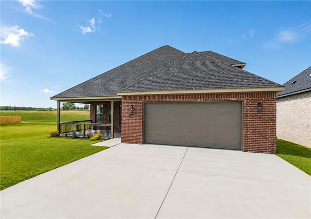 Photo 2 of Single family home for sale at 6608 Sw Orange Ave, Bentonville, AR 72713 | MLS# 1353561 | Listing updated on 2026-10-21