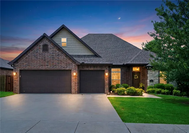 Photo 48 of Single family home for sale at 4104 Sw Cornerstone Rd, Bentonville, AR 72713 | MLS# 1353207 | Listing updated on 2026-08-30