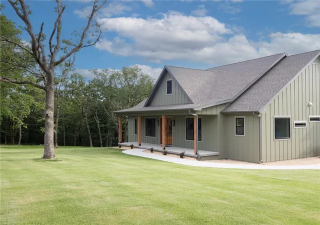 Photo 2 of Single family home for sale at 12673 Lodge Dr, Garfield, AR 72732 | MLS# 1353496 | Listing updated on 2026-09-10