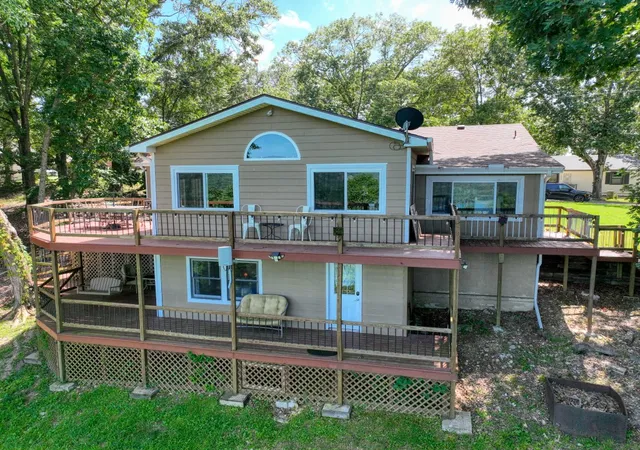 Photo 3 of Single family home for sale at 122 Ridge Rd, Eureka Springs, AR 72631 | MLS# 1353791 | Listing updated on 2026-08-31