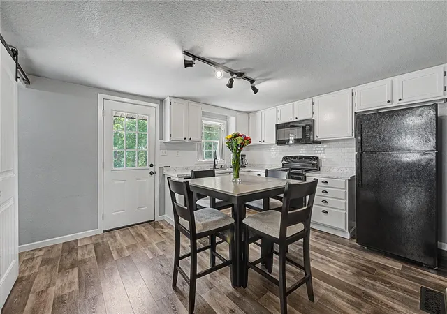 Photo 5 of Sale Pending at 13867 Saratoga Dr, Rogers, AR 72758 | MLS# 1353526 | Listing updated on 2026-08-31