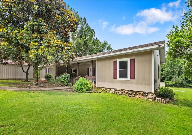 Photo 3 of Sale Pending at 16195 Locust Ln, Fayetteville, AR 72704 | MLS# 1353904 | Listing updated on 2026-09-05