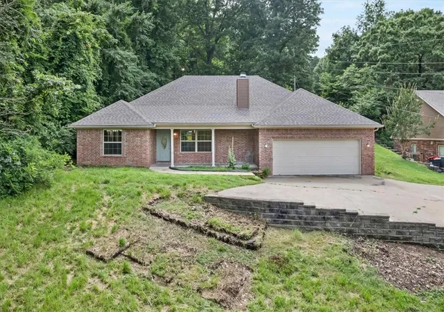 Photo 3 of Sale Pending at 22773 Raymond St, Springdale, AR 72764 | MLS# 1353907 | Listing updated on 2026-09-17