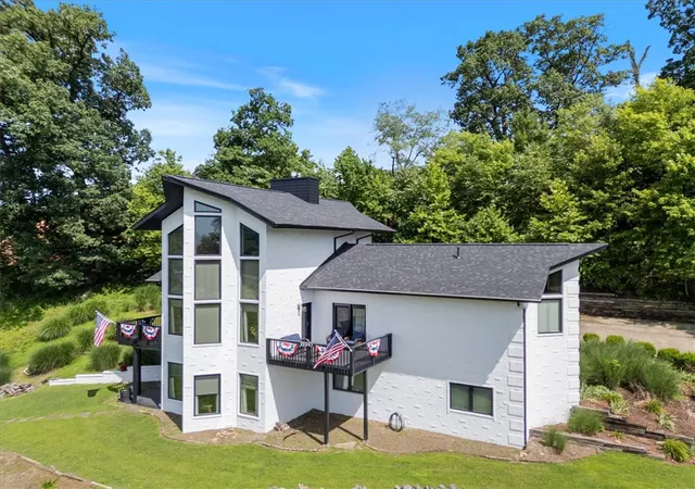 Photo 3 of Single family home for sale at 22047 E Dawn Hl Rd, Siloam Springs, AR 72761 | MLS# 1353995 | Listing updated on 2026-08-31