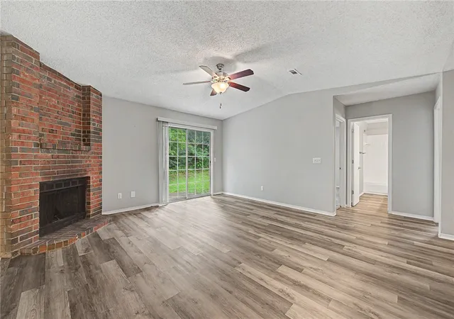 Photo 3 of Townhouse for sale at 1426 N Boxley Ave, Fayetteville, AR 72704 | MLS# 1353667 | Listing updated on 2026-08-31