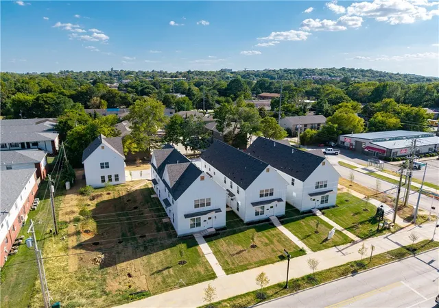 Photo 1 of Single family home for sale at 1670 N Leverett Ave, Fayetteville, AR 72703 | MLS# 1354117 | Listing updated on 2026-10-15