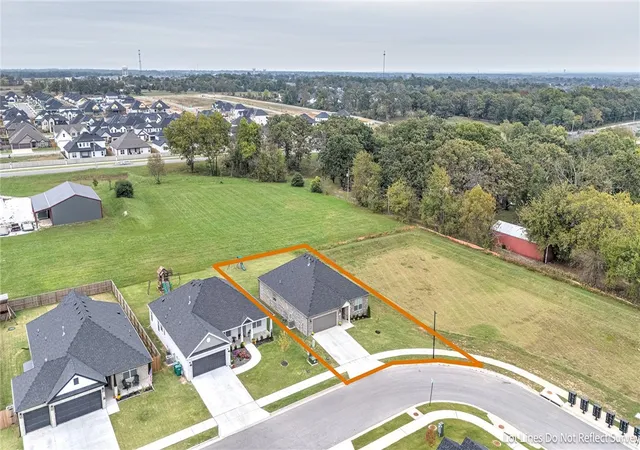 Photo 2 of Single family home for sale at 1911 Finnegan St, Bentonville, AR 72713 | MLS# 1354169 | Listing updated on 2026-09-17