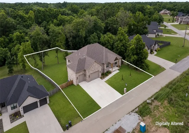Single family home for sale at 12412 Wildwood Dr, Rogers, AR 72756 | MLS# 1354218