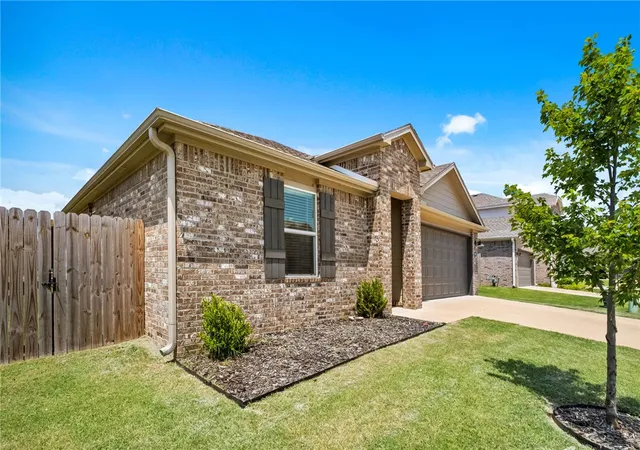 Photo 2 of Single family home for sale at 903 Nursery Rd, Rogers, AR 72758 | MLS# 1354257 | Listing updated on 2026-09-11