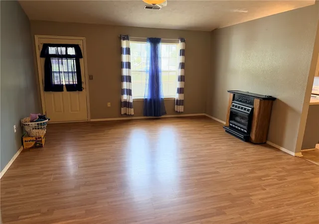 Photo 3 of Single family home for sale at 1101 W Ridge Ave, Harrison, AR 72601 | MLS# 1354293 | Listing updated on 2026-09-16