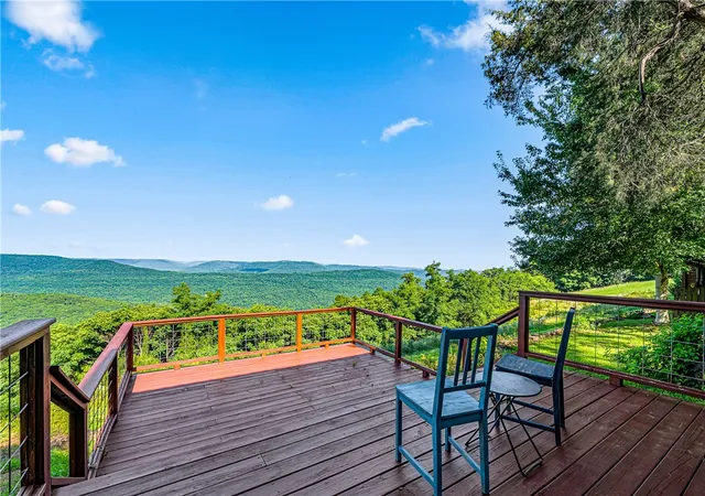 Single family home for sale at 22522 N Highway 71, Winslow, AR 72959 | MLS# 1354093