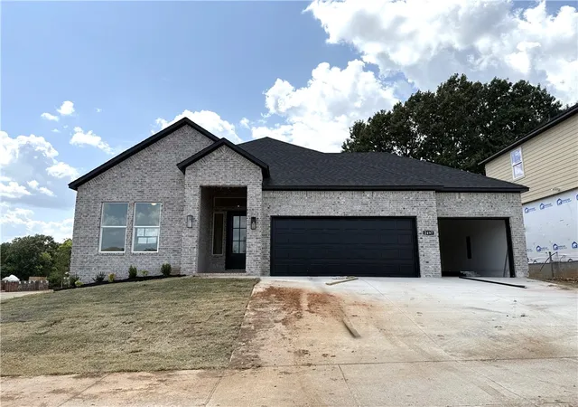 Photo 1 of Single family home for sale at 2497 N Glenmoor Dr, Fayetteville, AR 72704 | MLS# 1354486 | Listing updated on 2026-09-02