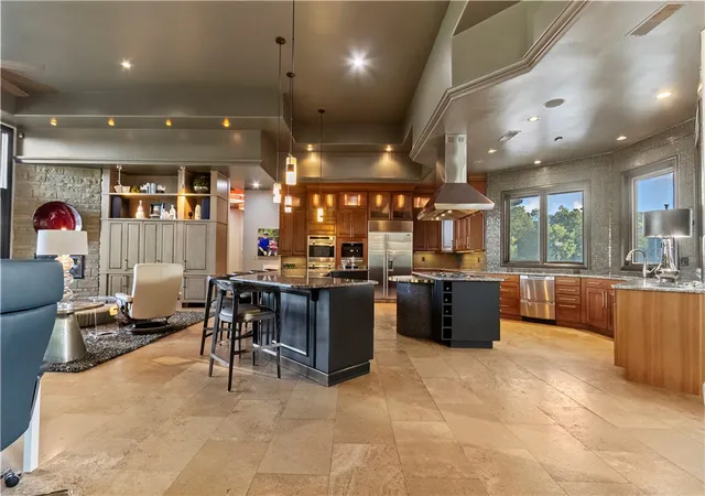 Photo 3 of Single family home for sale at 8847 Bubbling Springs Rd, Harrison, AR 72601 | MLS# 1354480 | Listing updated on 2026-08-31