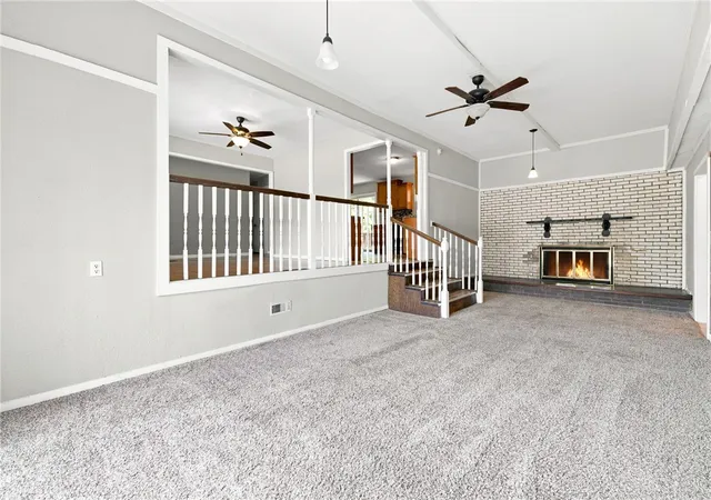 Photo 3 of Single family home for sale at 5976 E Huntsville Rd, Fayetteville, AR 72701 | MLS# 1354499 | Listing updated on 2026-09-29