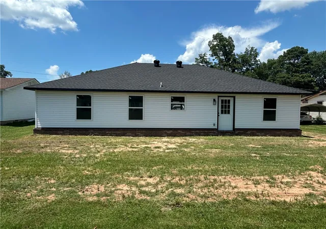 Photo 2 of Single family home for sale at 313 Tucker St, Dardanelle, AR 72834 | MLS# 1354481 | Listing updated on 2026-08-28