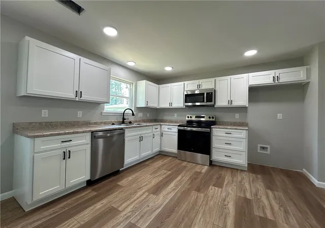 Photo 4 of Single family home for sale at 313 Tucker St, Dardanelle, AR 72834 | MLS# 1354481 | Listing updated on 2026-08-28