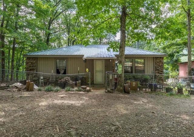Single family home for sale at 10619 Old Cabin Rd, Winslow, AR 72959 | MLS# 1354662