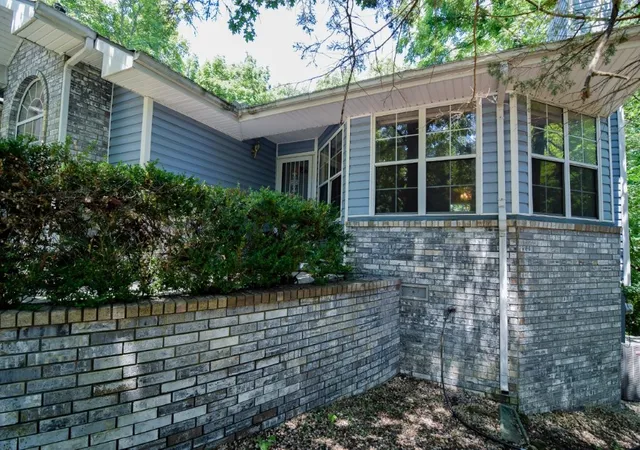 Photo 2 of Single family home for sale at 27 Quantock Hills Dr, Bella Vista, AR 72715 | MLS# 1354668 | Listing updated on 2026-10-20