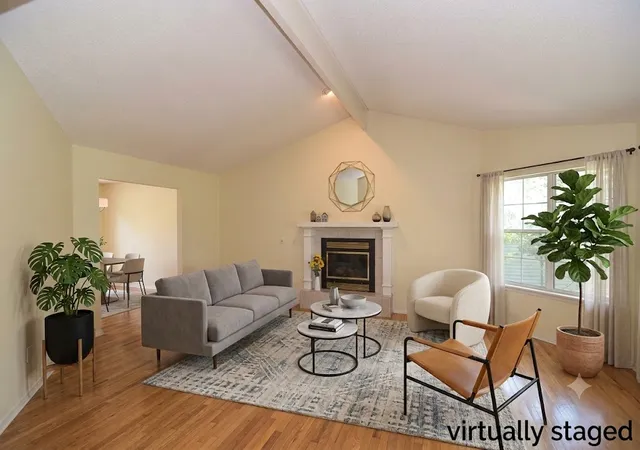 Photo 3 of Single family home for sale at 27 Quantock Hills Dr, Bella Vista, AR 72715 | MLS# 1354668 | Listing updated on 2026-10-20