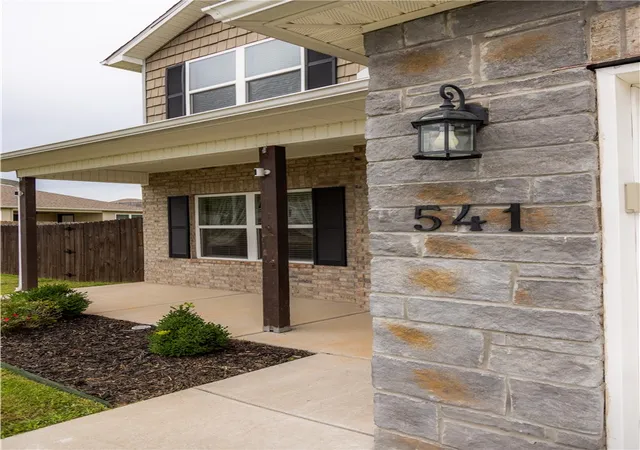 Photo 2 of Single family home for sale at 541 Woodcreek Loop, Lowell, AR 72745 | MLS# 1354809 | Listing updated on 2026-09-18