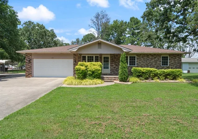 Photo 1 of Sale Pending at 1362 Elm Springs Rd, Elm Springs, AR 72762 | MLS# 1353462 | Listing updated on 2026-09-02