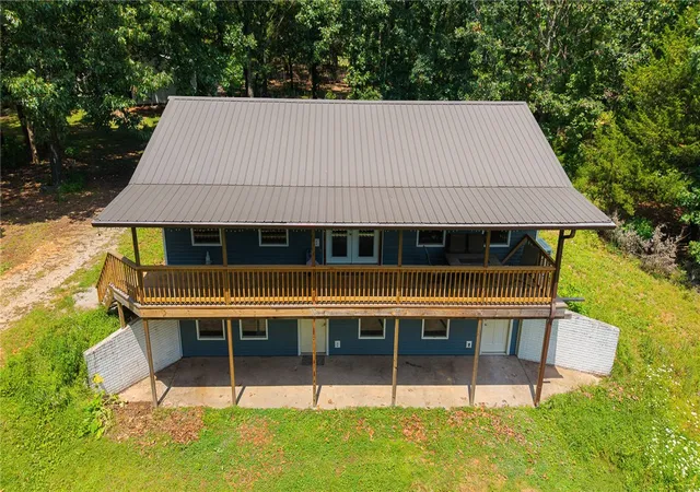 Photo 2 of Single family home for sale at 9906 Farm Rd 1162, Cassville, MO 65625 | MLS# 1355006 | Listing updated on 2026-09-10