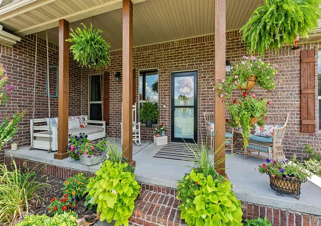 Photo 2 of Single family home for sale at 11264 Bareback Holw Rd, Gravette, AR 72736 | MLS# 1354900 | Listing updated on 2026-08-31