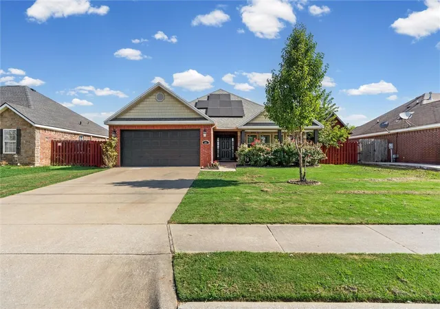 Photo 3 of Single family home for sale at 207 E Post Rd, Rogers, AR 72758 | MLS# 1355071 | Listing updated on 2026-09-02