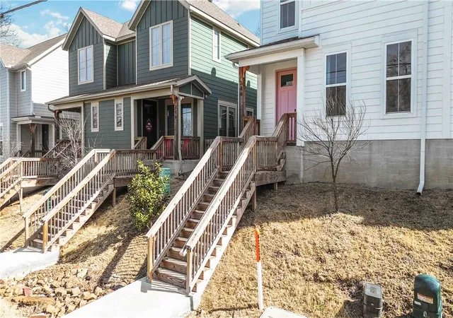 Photo 2 of Townhouse for sale at 344 N Fletcher Ave, Fayetteville, AR 72701 | MLS# 1355103 | Listing updated on 2026-09-13