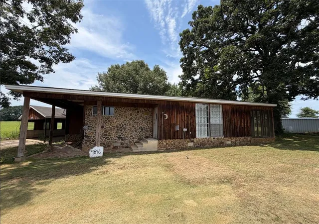 Photo 1 of Sale Pending at 9846 W Highway 64, Clarksville, AR 72830 | MLS# 1354946 | Listing updated on 2026-09-08