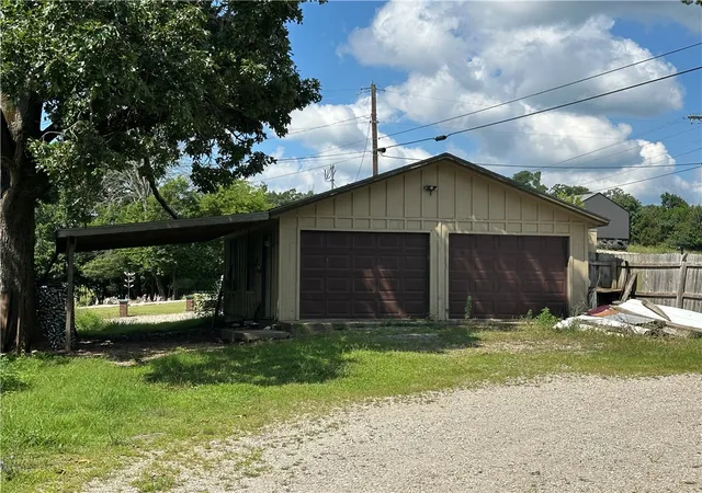 Photo 2 of Single family home for sale at 5247 Highway 178, Flippin, AR 72634 | MLS# 1355172 | Listing updated on 2026-09-09