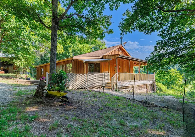 Photo 1 of Single family home for sale at 452 Marion County 3048, Yellville, AR 72687 | MLS# 1355344 | Listing updated on 2026-09-03