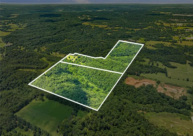 Photo 1 of Land for sale at 17848 Bennie Robison Rd, Siloam Springs, AR 72761 | MLS# 1355220 | Listing updated on 2026-09-01