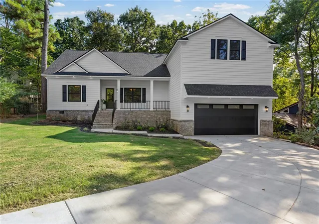 Photo 1 of Single family home for sale at 409 Patricia Ln, Fayetteville, AR 72703 | MLS# 1355249 | Listing updated on 2026-10-28