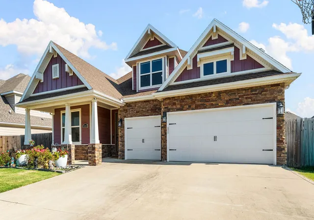 Photo 1 of Sale Pending at 1010 Silver Maple St, Centerton, AR 72719 | MLS# 1355253 | Listing updated on 2026-10-07