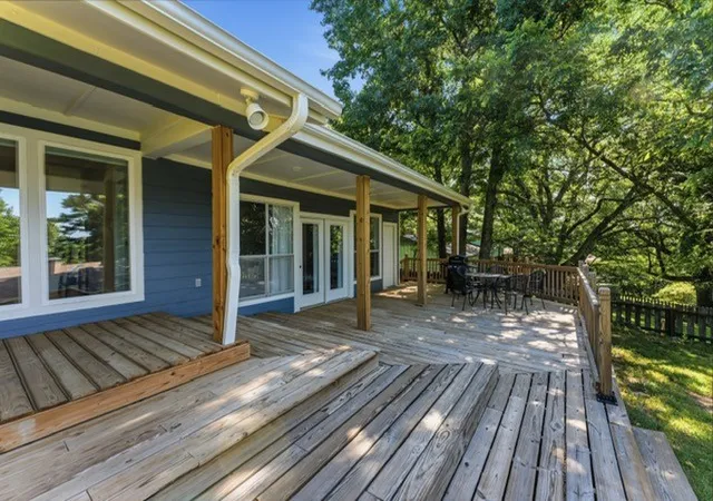 Photo 4 of Single family home for sale at 1114 Ridgeway Dr, Fayetteville, AR 72701 | MLS# 1355105 | Listing updated on 2026-10-11