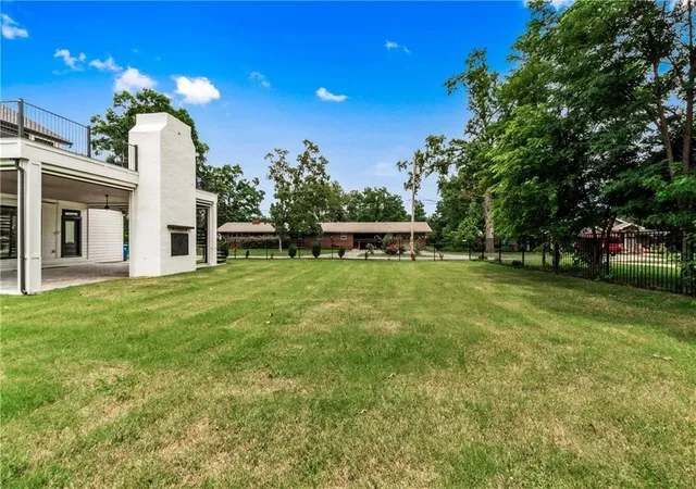 Photo 1 of Land for sale at 212 Nw G St, Bentonville, AR 72712 | MLS# 1355453 | Listing updated on 2026-09-06