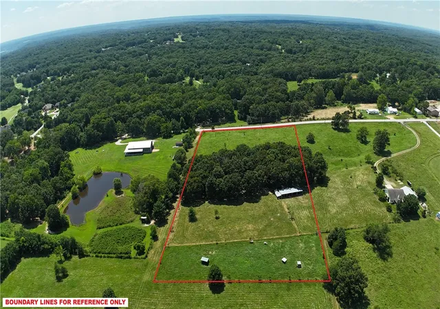 Photo 3 of Sale Pending at Jack Crabtree Rd, Bentonville, AR 72712 | MLS# 1355163 | Listing updated on 2026-08-31