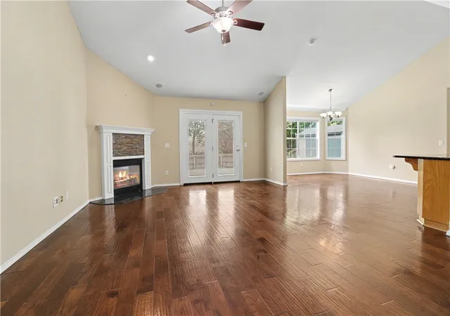 Photo 3 of Sale Pending at 1909 Sw Pine Ave, Bentonville, AR 72713 | MLS# 1355545 | Listing updated on 2026-09-09