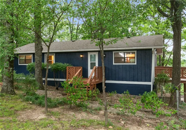 Photo 3 of Single family home for sale at 13101 Summit Dr Loop, Garfield, AR 72732 | MLS# 1355524 | Listing updated on 2026-09-07