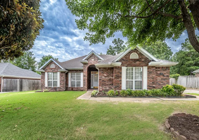 Photo 2 of Single family home for sale at 1253 Forest, Springdale, AR 72764 | MLS# 1355632 | Listing updated on 2026-09-20