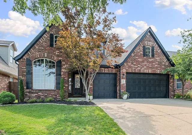 Photo 2 of Single family home for sale at 9 Bluestem Ln, Bentonville, AR 72712 | MLS# 1355531 | Listing updated on 2026-09-10