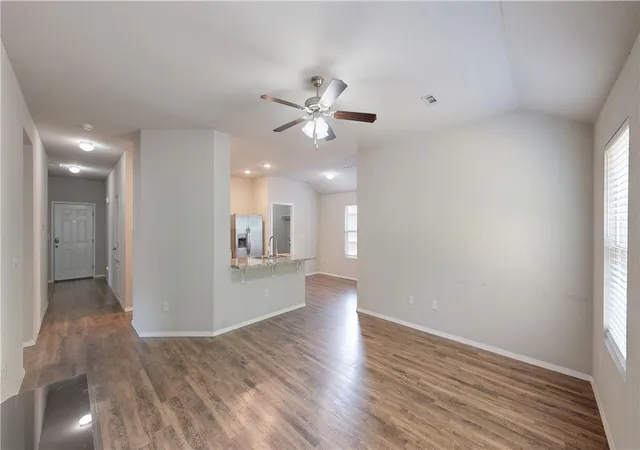 Photo 4 of Single family home for sale at 1170 S Kingfisher Ln, Fayetteville, AR 72701 | MLS# 1355795 | Listing updated on 2026-09-06