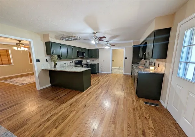 Photo 3 of Single family home for sale at 208 Mc 6087, Yellville, AR 72687 | MLS# 1355808 | Listing updated on 2026-09-14