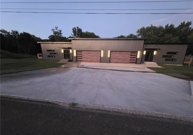 Photo 1 of Townhouse for sale at 1535 N Eisenhower, Monett, MO 65708 | MLS# 1355813 | Listing updated on 2026-09-27